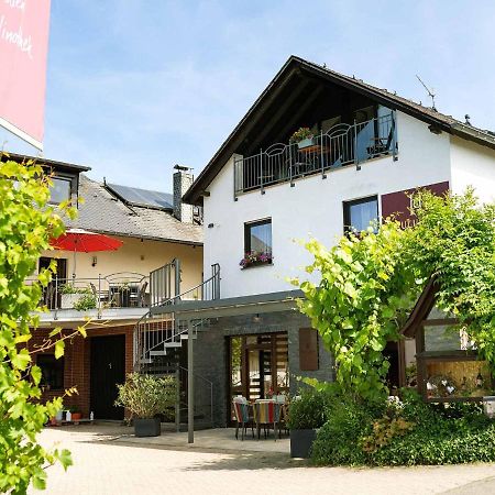 Wein & Wohngut Paulushof Hotel พึนเดอริค ภายนอก รูปภาพ