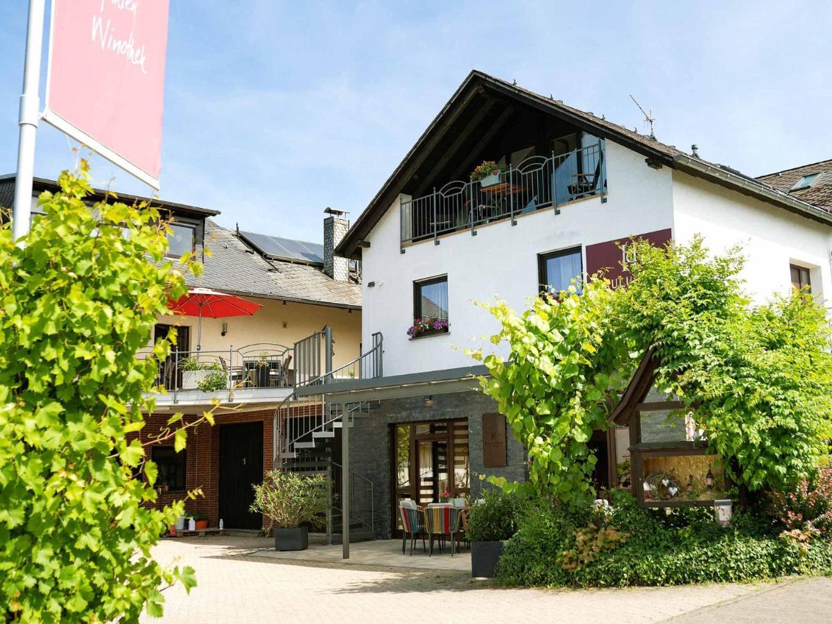 Wein & Wohngut Paulushof Hotel พึนเดอริค ภายนอก รูปภาพ